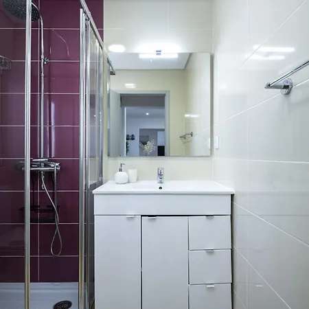 Апартаменты Sol De Modern Apartment-by Hdproperties *