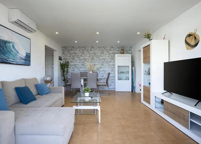 Sol De Modern Apartment-by Hdproperties *